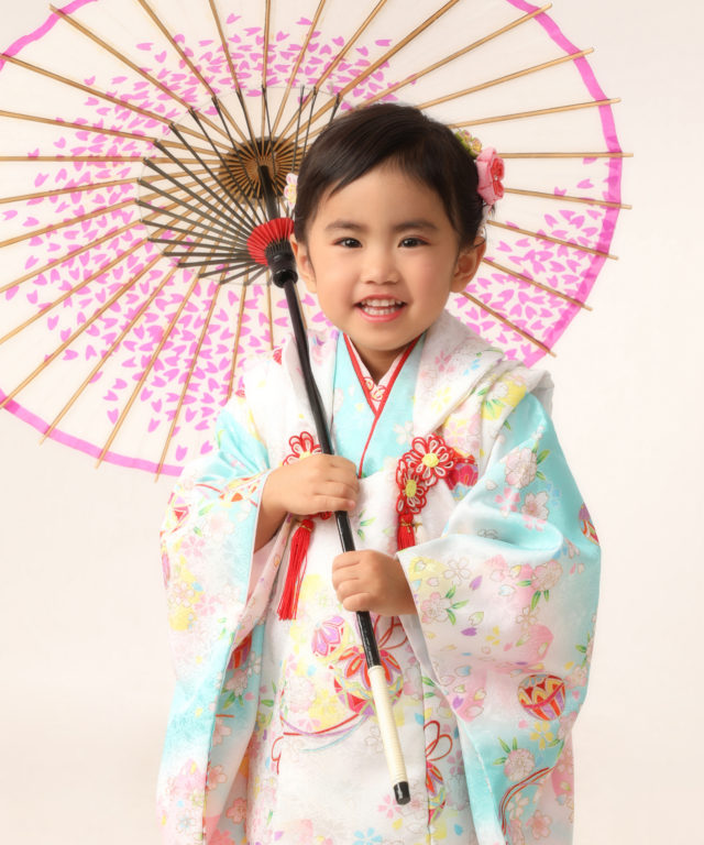 七五三記念写真撮影例(3歳女の子着物)横浜そごう写真館 | 横浜そごう写真館